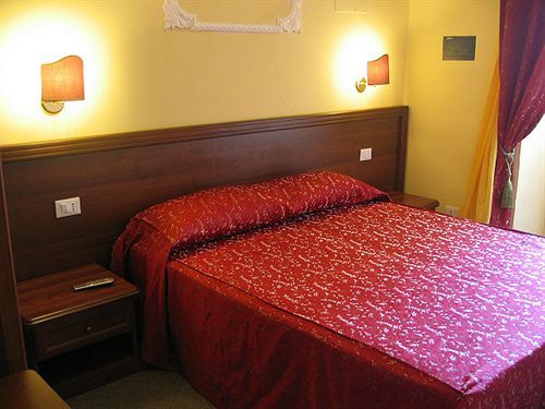 Rudy Center Bed & Breakfast Roma