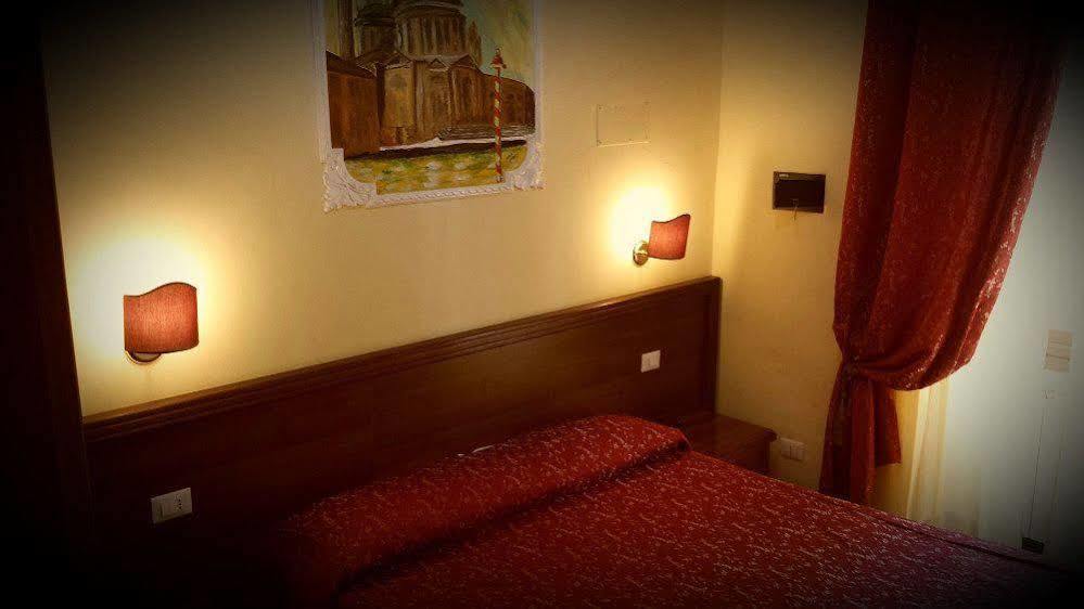 Rudy Center Bed & Breakfast Rome